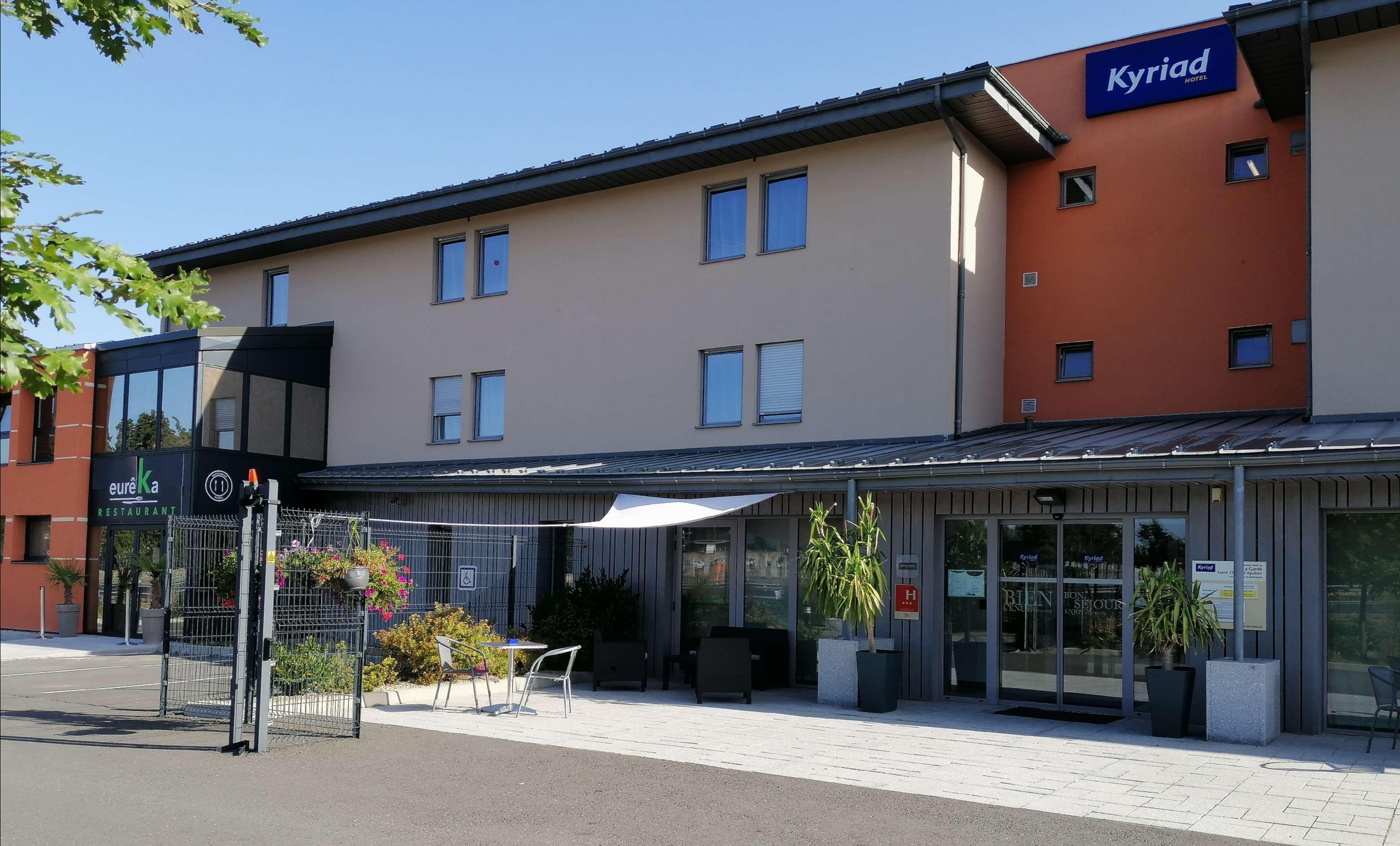 Kyriad Saint Chely D'Apcher - Aire De La Lozere Albaret-Sainte-Marie Екстериор снимка