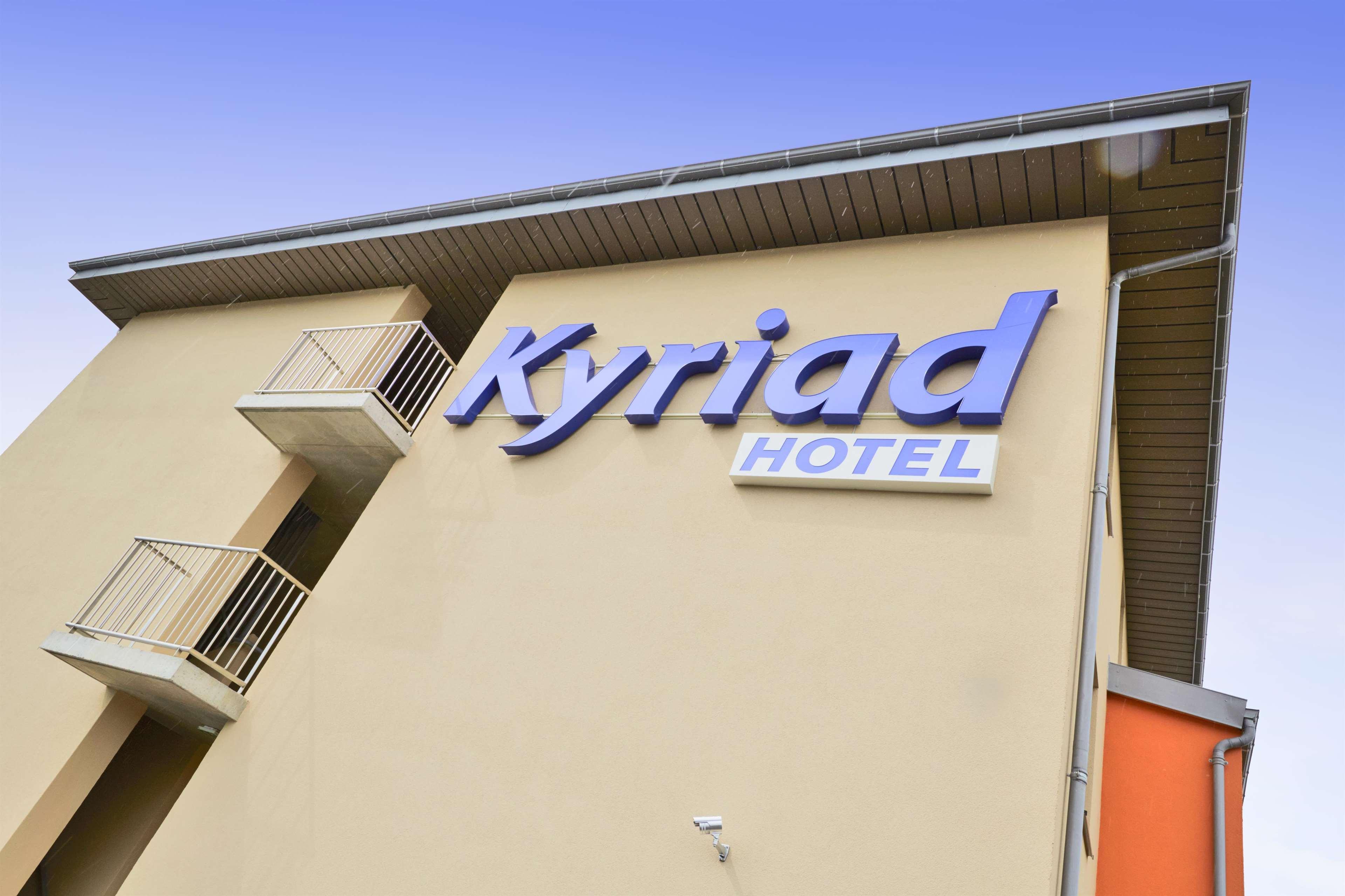 Kyriad Saint Chely D'Apcher - Aire De La Lozere Albaret-Sainte-Marie Екстериор снимка