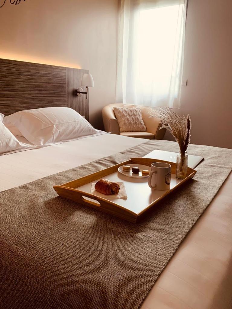Kyriad Saint Chely D'Apcher - Aire De La Lozere Albaret-Sainte-Marie Екстериор снимка